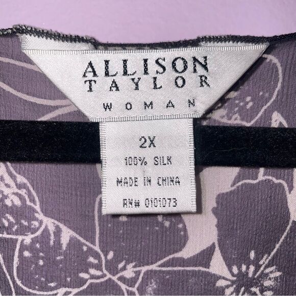 Allison Taylor 2X 100% Silk Chiffon Blouse Popover Black Floral - Picture 4 of 7
